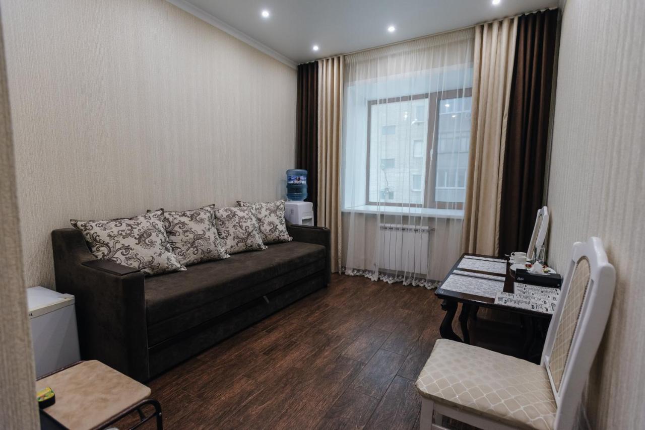 Altyn Adam Hotel Petropavlovszk Kültér fotó