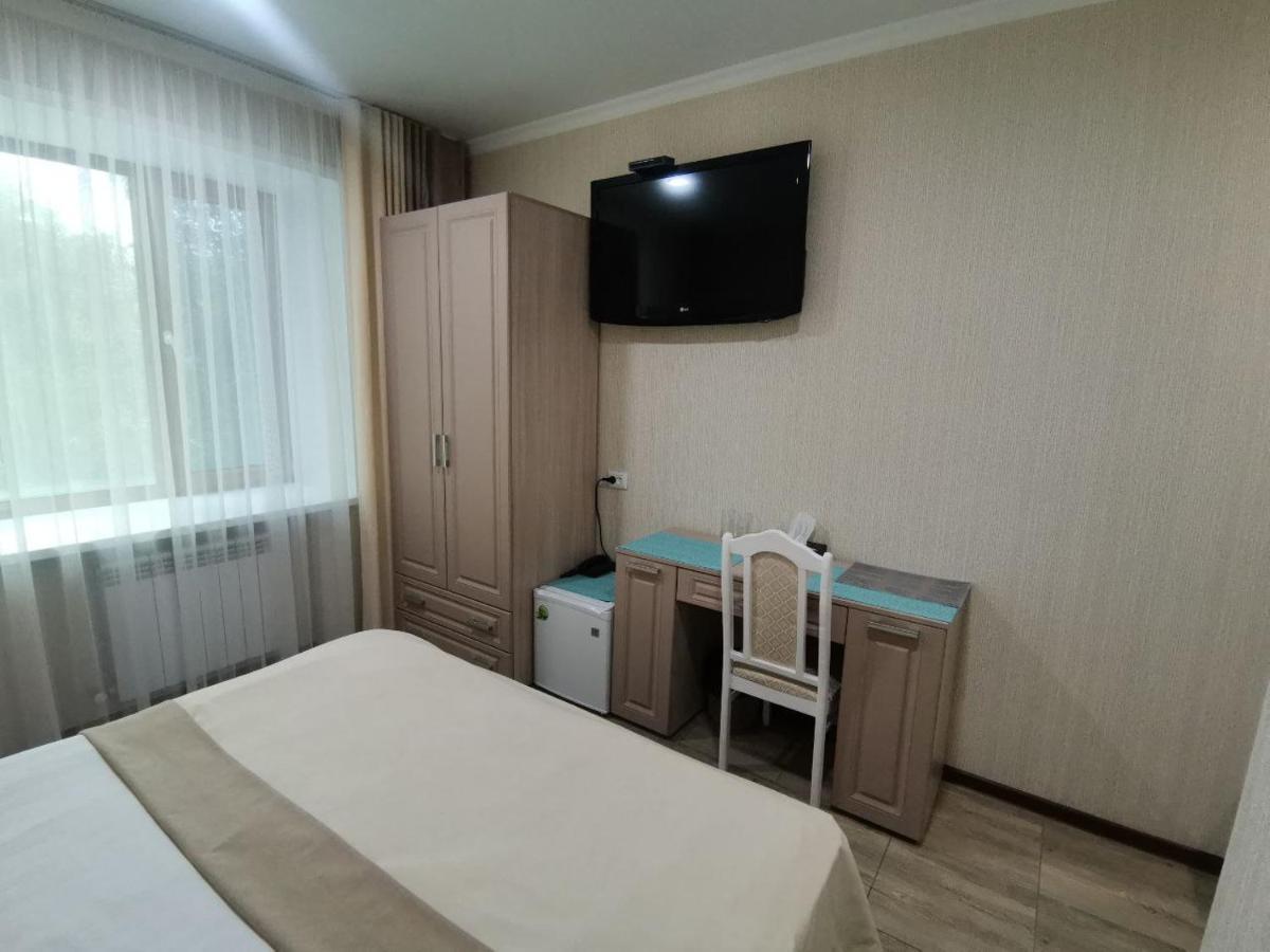 Altyn Adam Hotel Petropavlovszk Kültér fotó