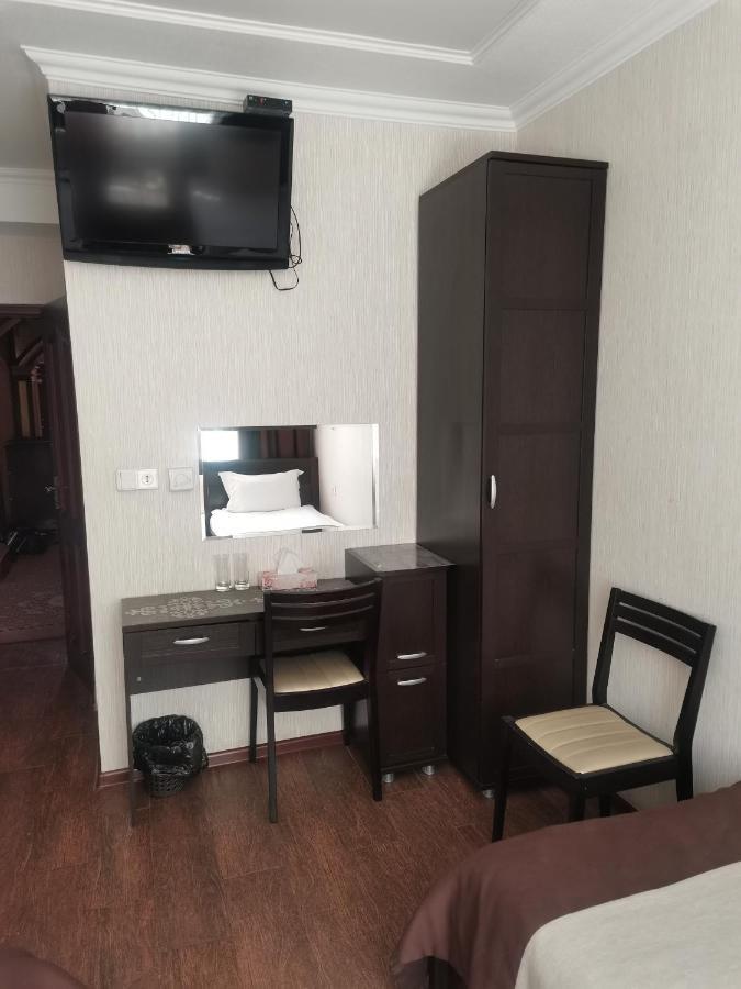 Altyn Adam Hotel Petropavlovszk Kültér fotó
