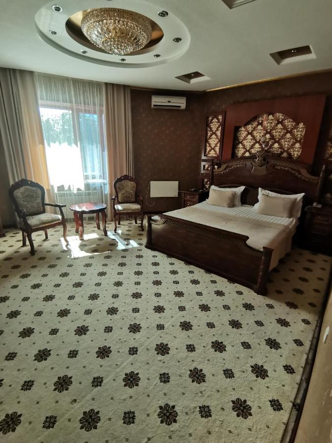 Altyn Adam Hotel Petropavlovszk Kültér fotó
