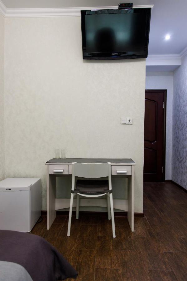 Altyn Adam Hotel Petropavlovszk Kültér fotó