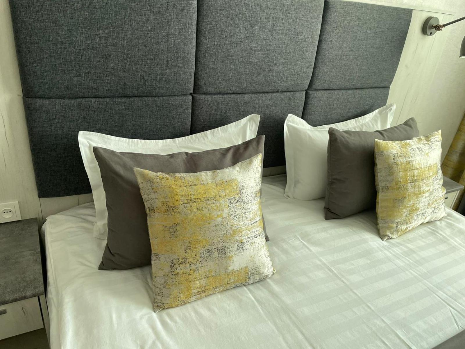 Altyn Adam Hotel Petropavlovszk Kültér fotó